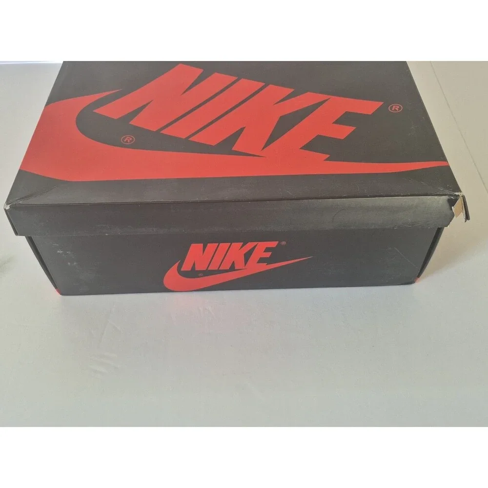 Size 7Y- Jordan 1 Retro OG GS High 575441-035
